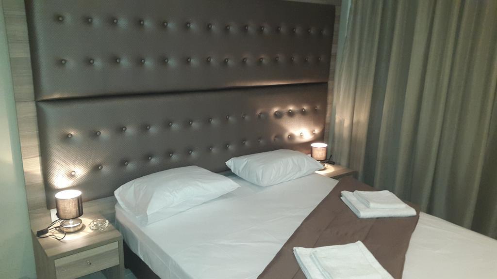 Hotel Rex เทสซาโลนิกิ ภายนอก รูปภาพ