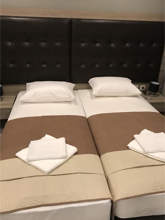 Hotel Rex เทสซาโลนิกิ ภายนอก รูปภาพ